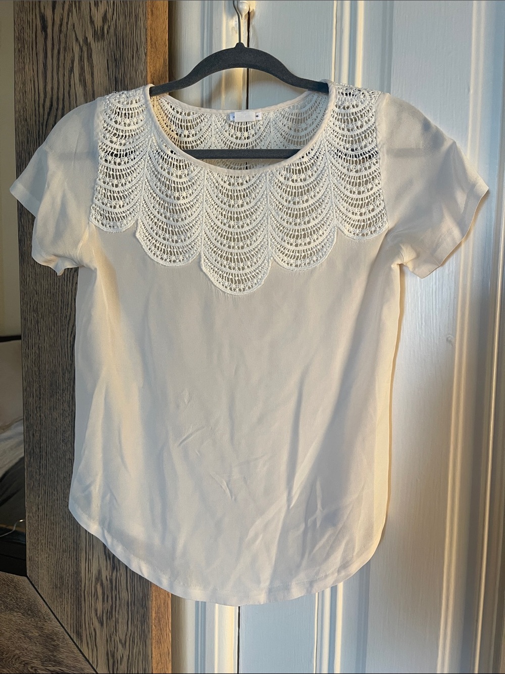 Club Monaco Cream Lace-Yoke Short Sleeve Blouse